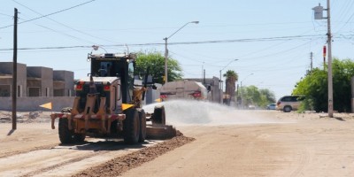 Atiende Ayuntamiento solicitud ciudadana en colonias México y Altar